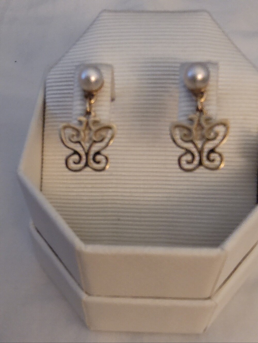 James Avery Retired 14k Gold/Pearl Dangle Butterfly Earrings